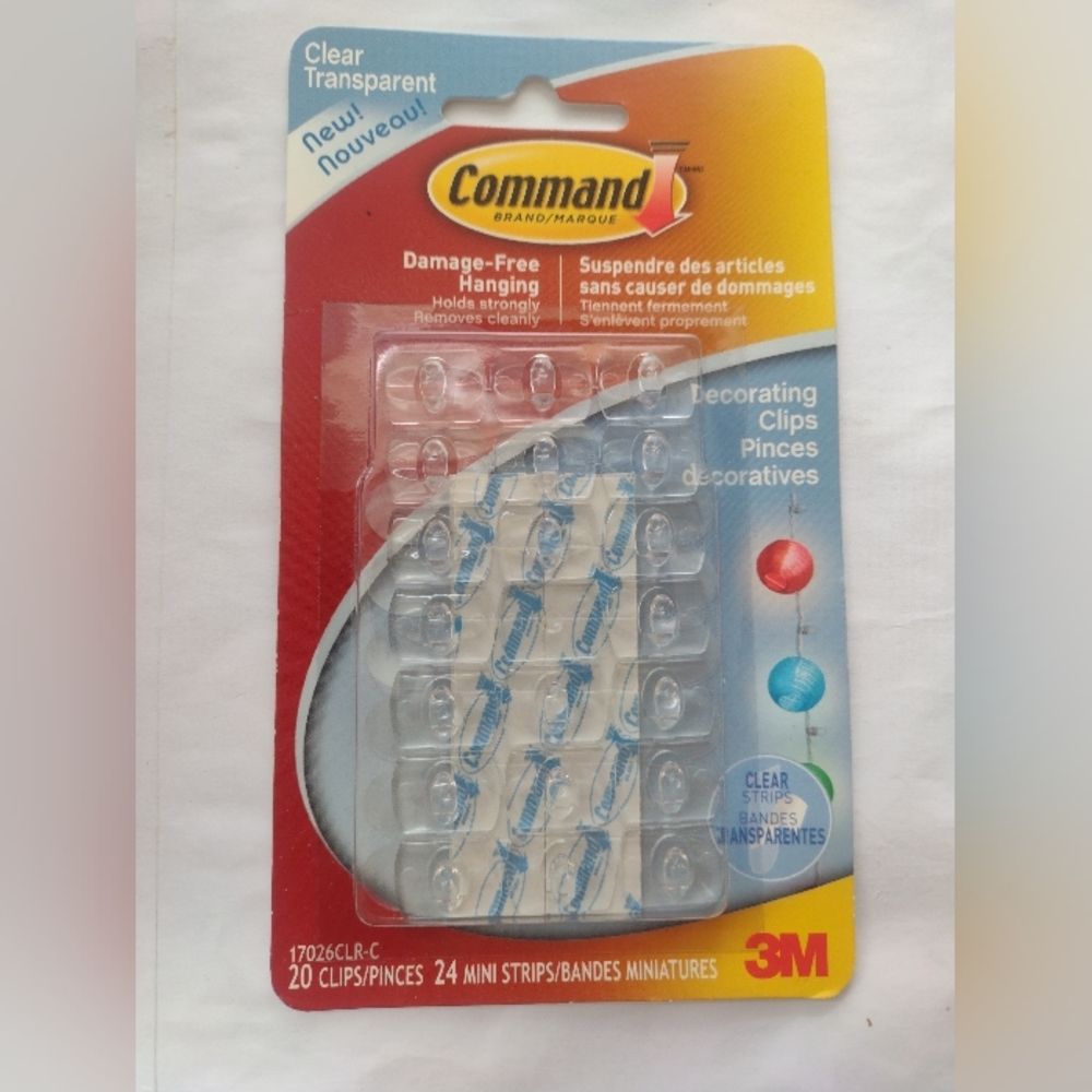 Command Damage Free Hanging Clear Decorating Clips, NEW